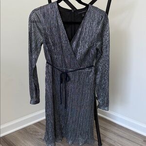Banana Republic Black and Silver Long Sleeve Dress